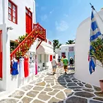 La Πανσιόν